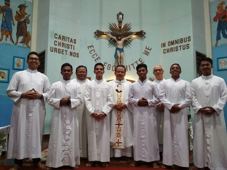 New-Novices-with-the-formators.jpg