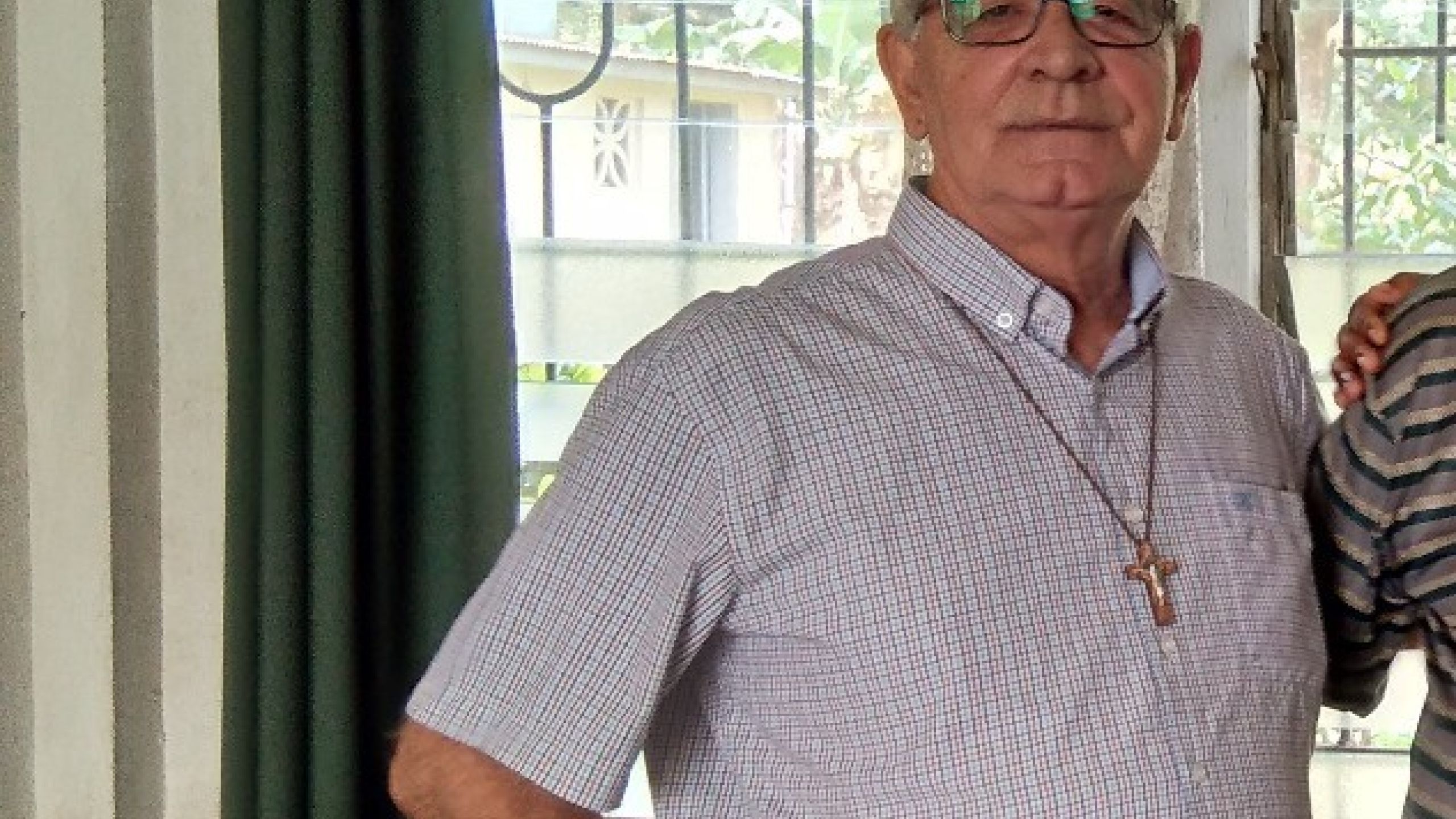 Annuncio della morte di p. Luis Pérez Hernández sx
