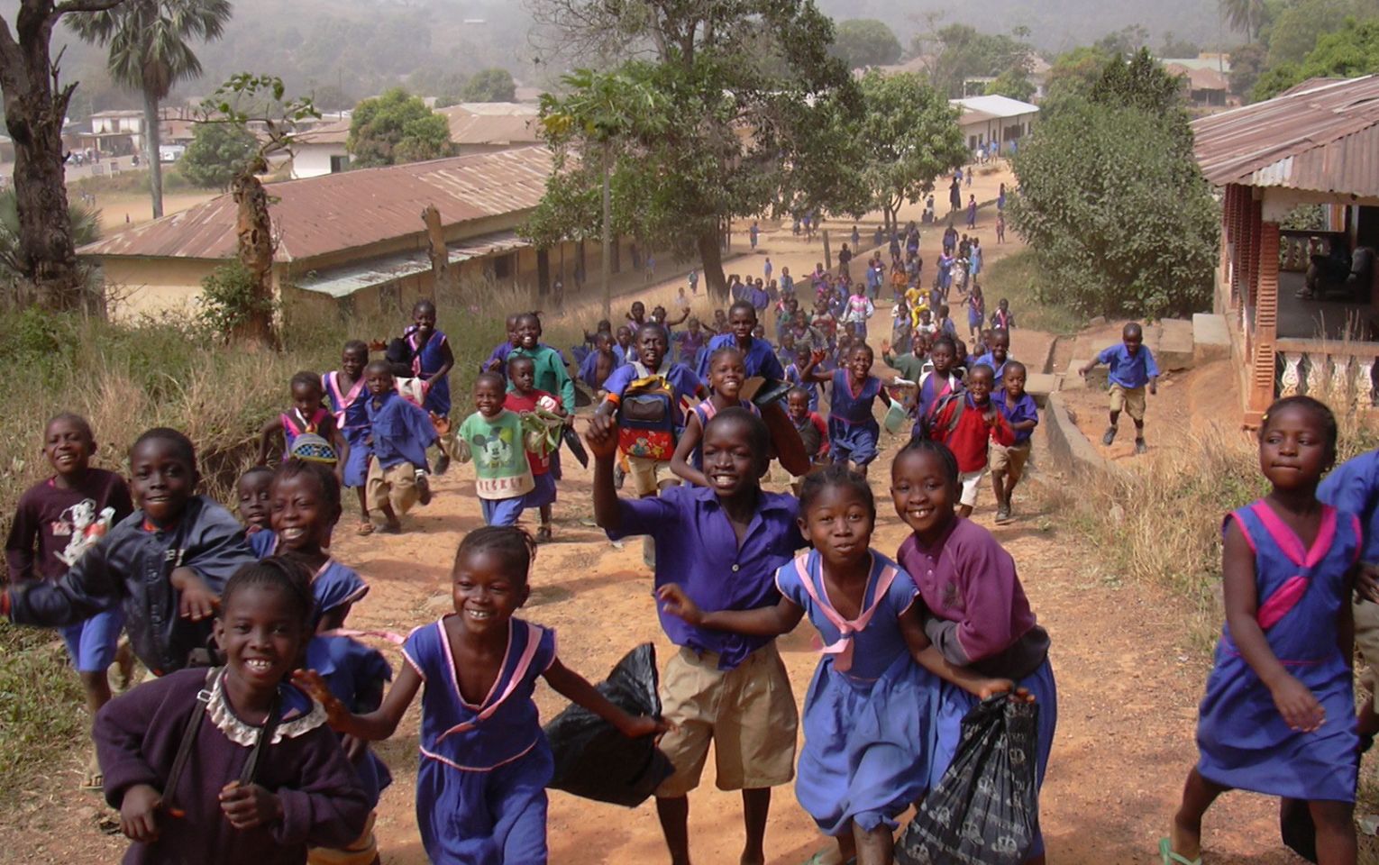 Le CEA &agrave; Makeni : un retour aux sources pour penser la mission en Afrique