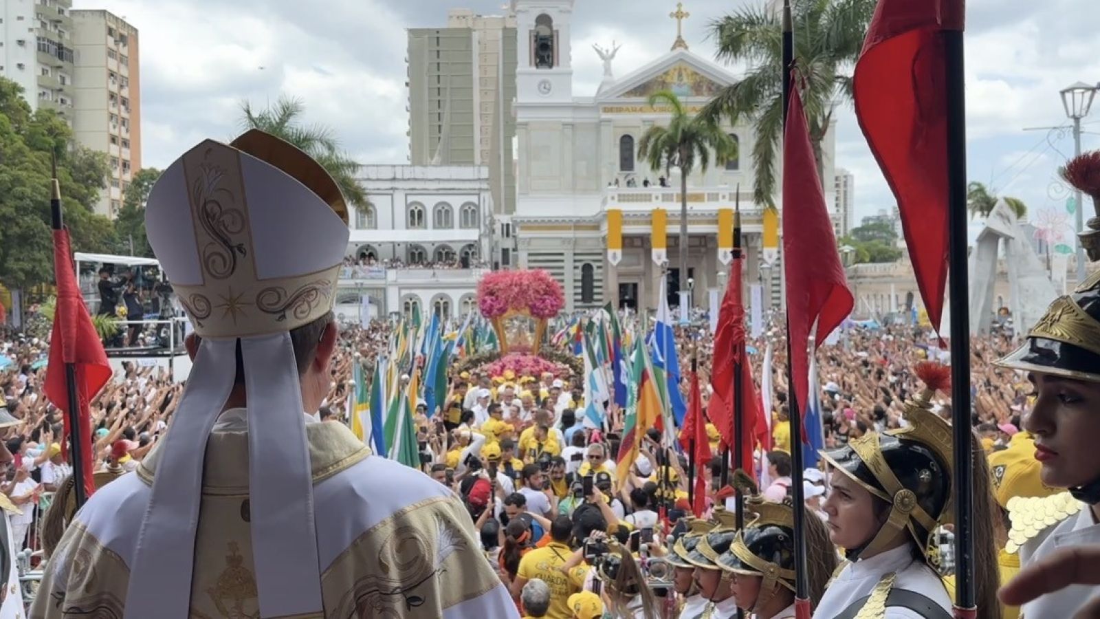 Bel&eacute;m, il C&iacute;rio di Nazar&eacute;: due milioni di passi dietro la Madre missionaria