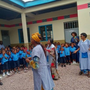  Voici le jour que fit le Seigneur, qu'il soit pour nous jour de fête et de joie » (Ps 117).