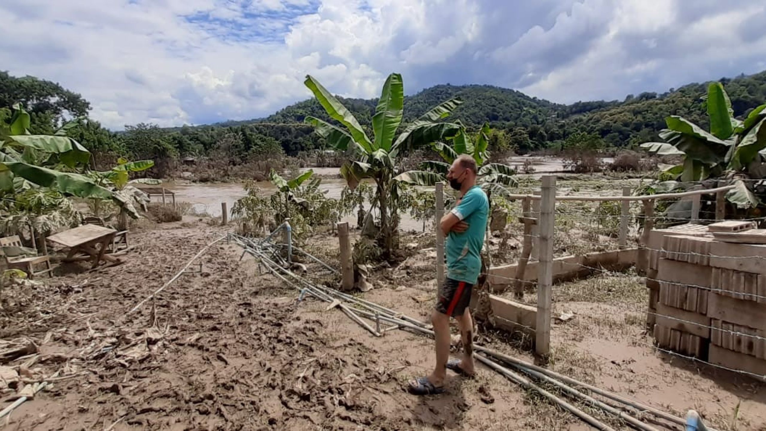 Flooding affects thousands (including Xaverians) in Thailand
