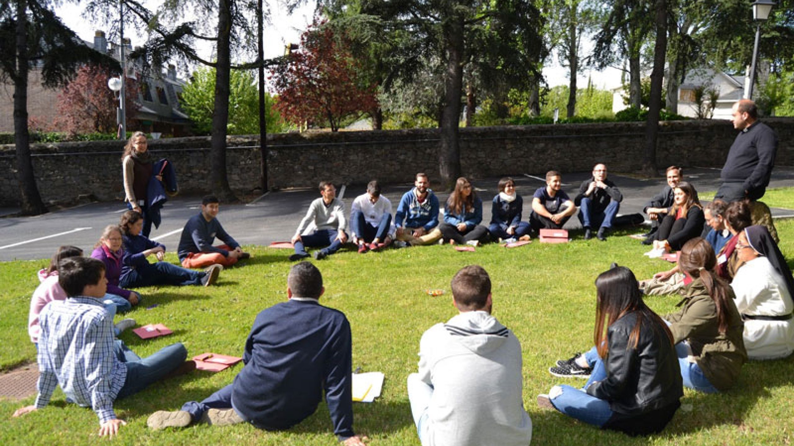 ENCUENTRO MISIONERO DE JÓVENES
