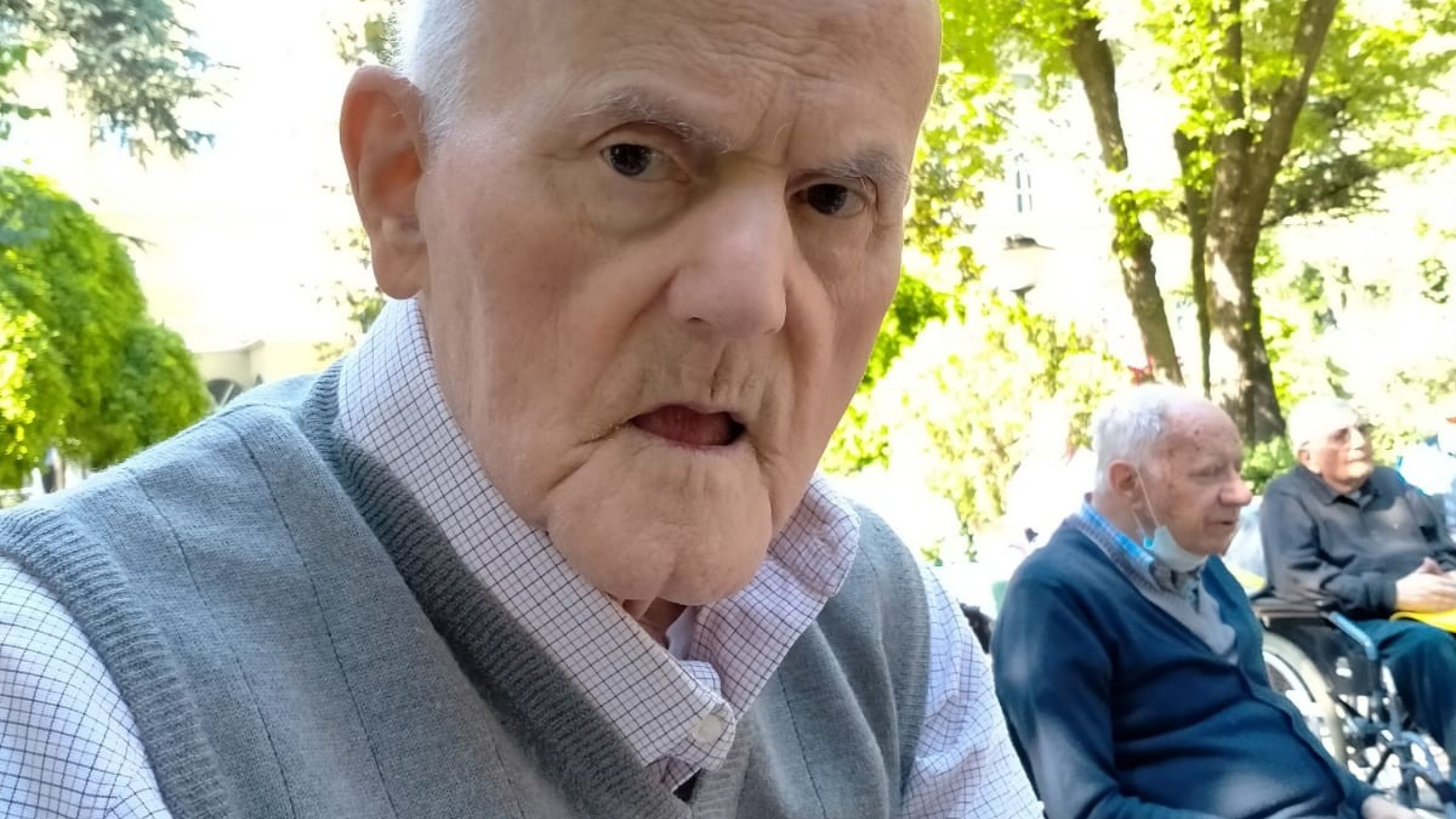 Annuncio della morte di p. Igino Sala sx