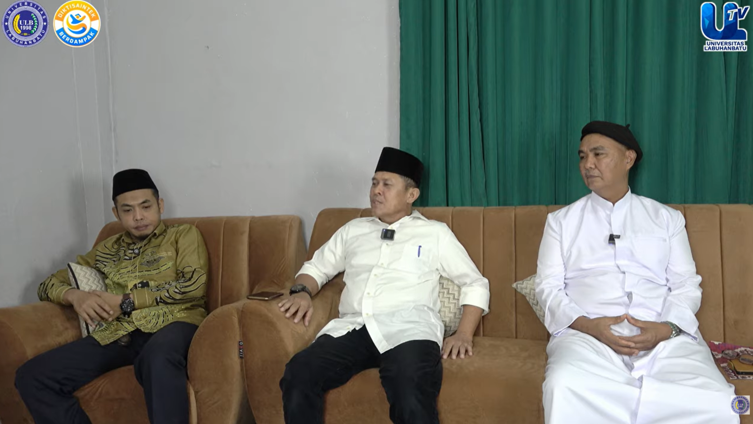 Come il semplice dono del Takjil ha costruito ponti in Indonesia