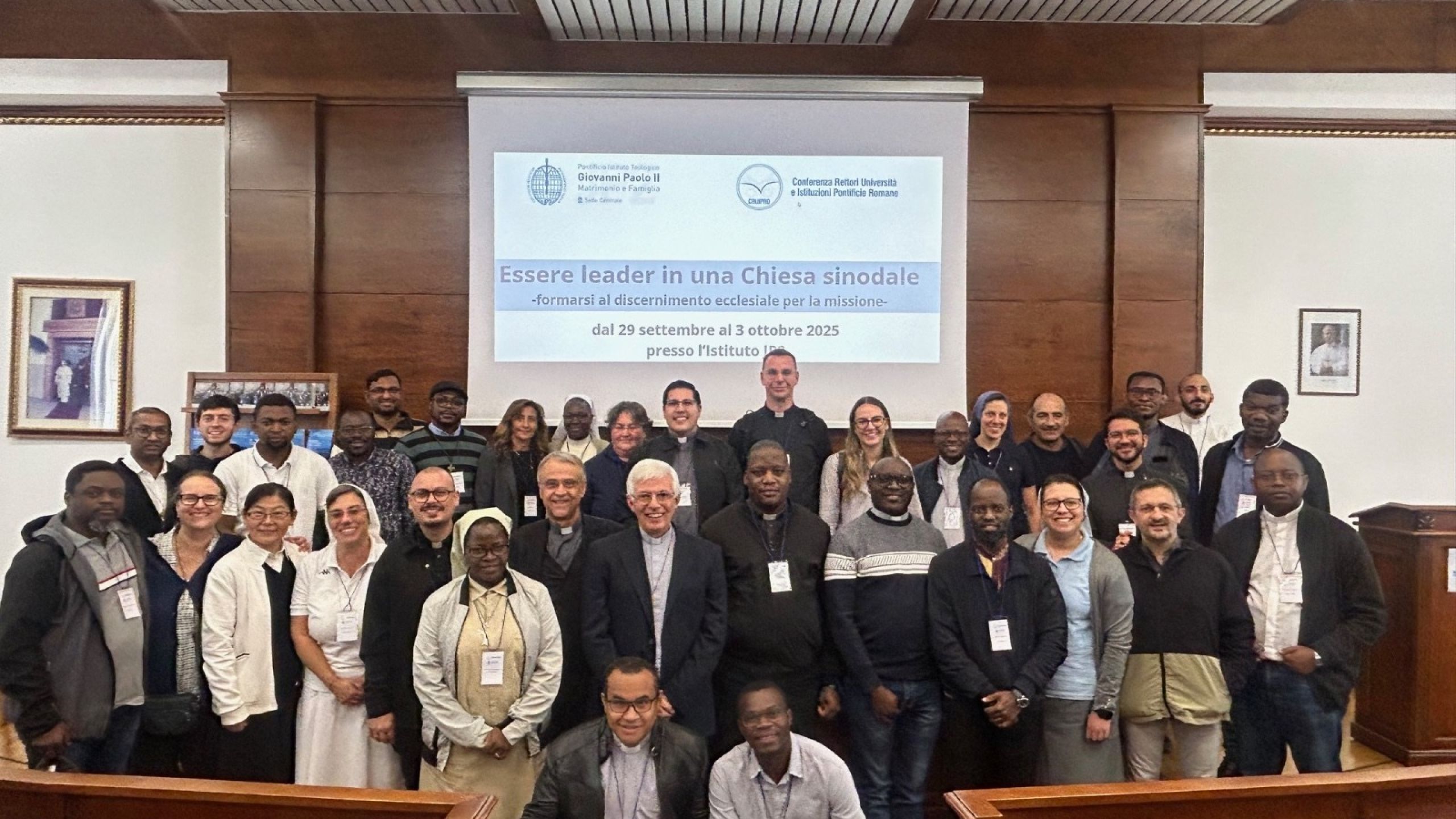 Former des leaders pour une Église synodale