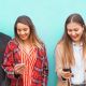 Con l’invenzione dei cellulari è finita l’era dell’umanità