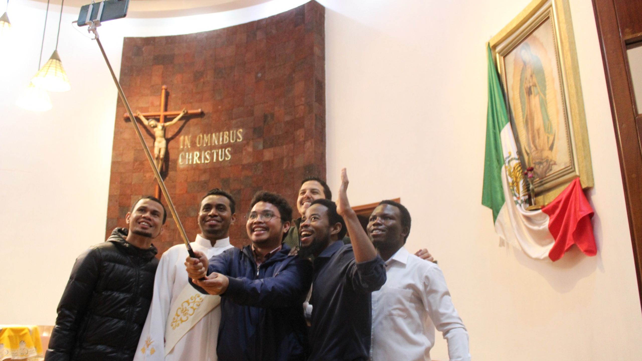 Multiculturalità e Vita Consacrata: Sfide e Opportunità