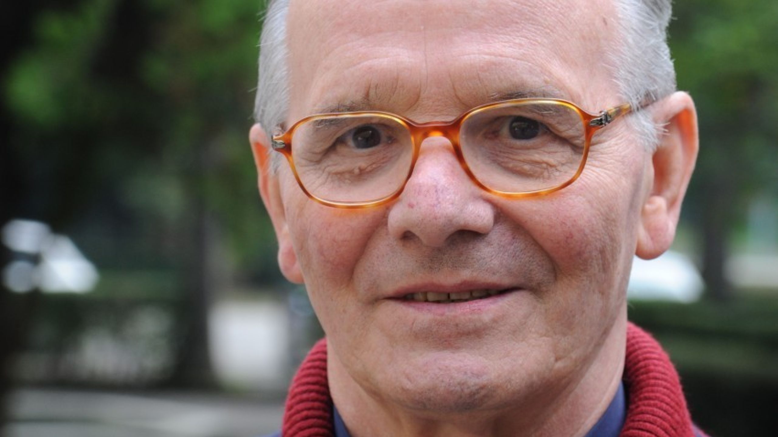 Salutando P. Luigi Zucchinelli